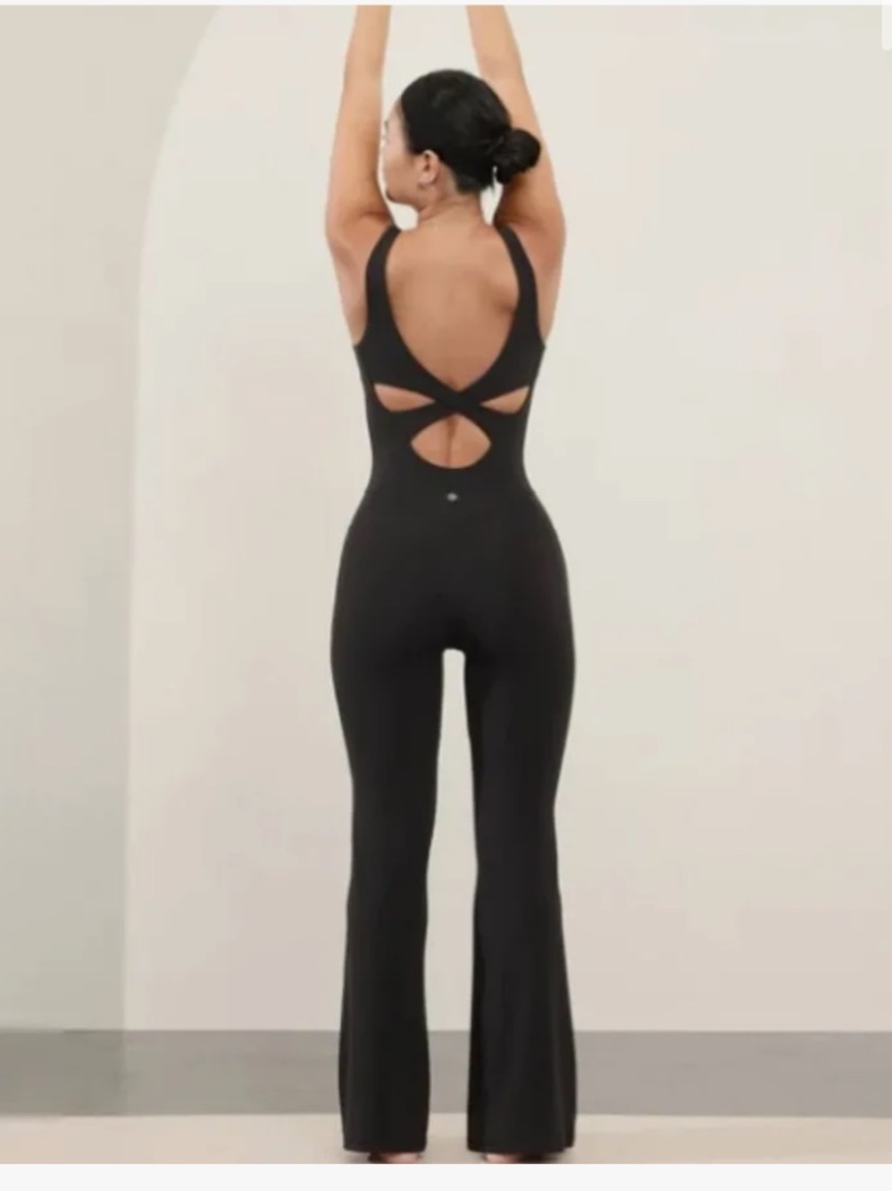 Athleta Salutation
Jumpsuit black nwot summer workout cutout $140 flare casual